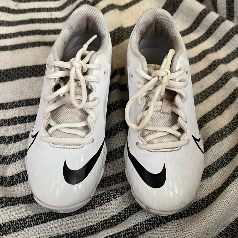 Size 12 Nike, hyperdiamond Keystone for softball cleats.